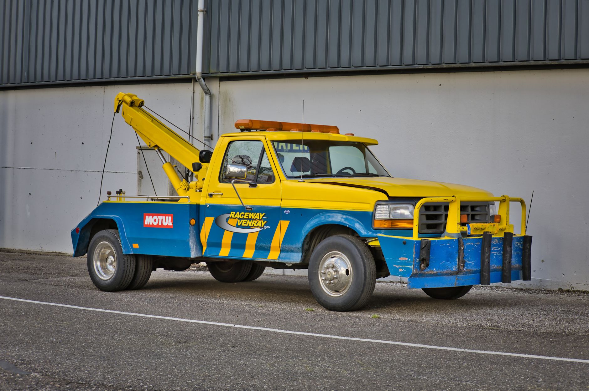 Remorquage voiture équipe à Le Creusot